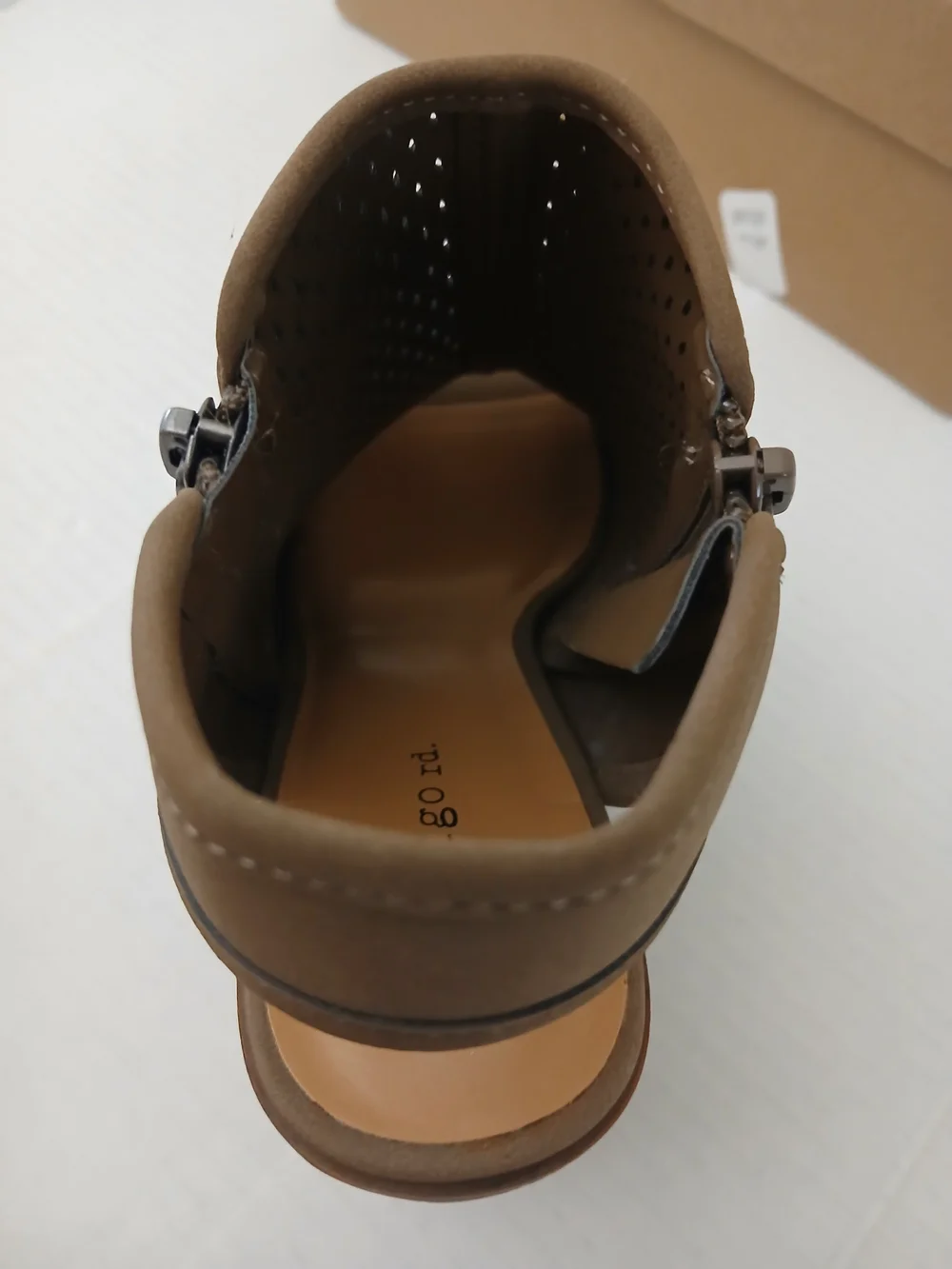 Indigo Id Size 8 Open-toe  Heels Peep Toe Booties $25